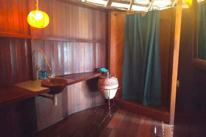 Room 73 of 120