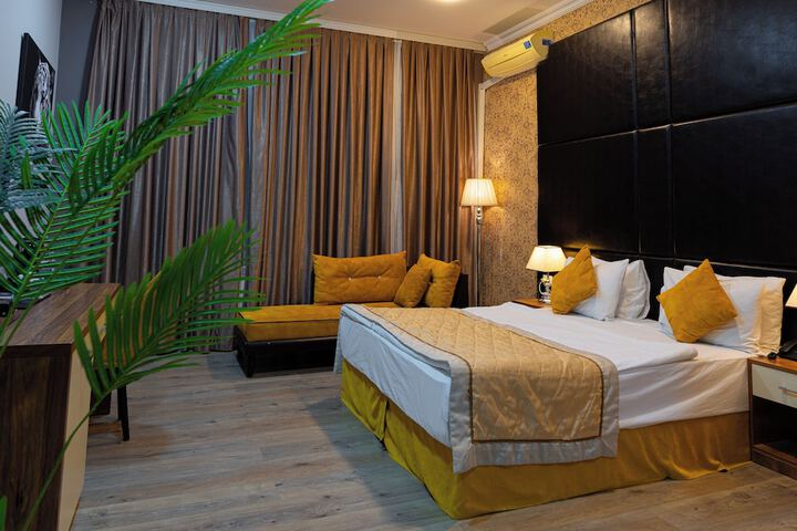 Room 30 of 60
