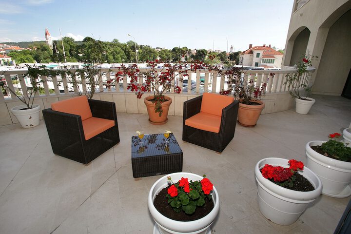Terrace/Patio 51 of 58