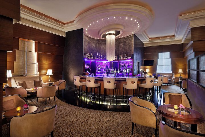 Lounge 98 of 114