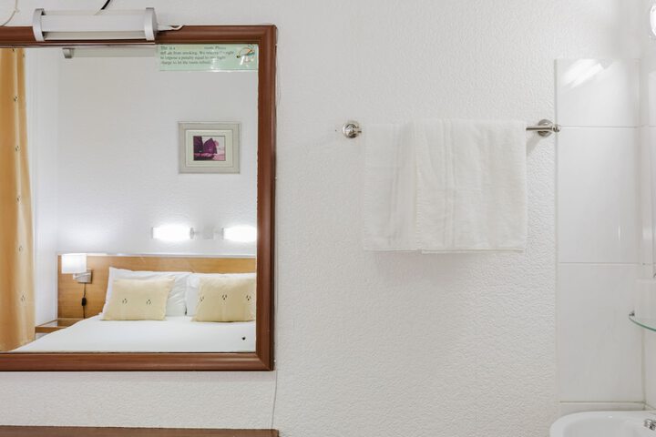 Room 58 of 107