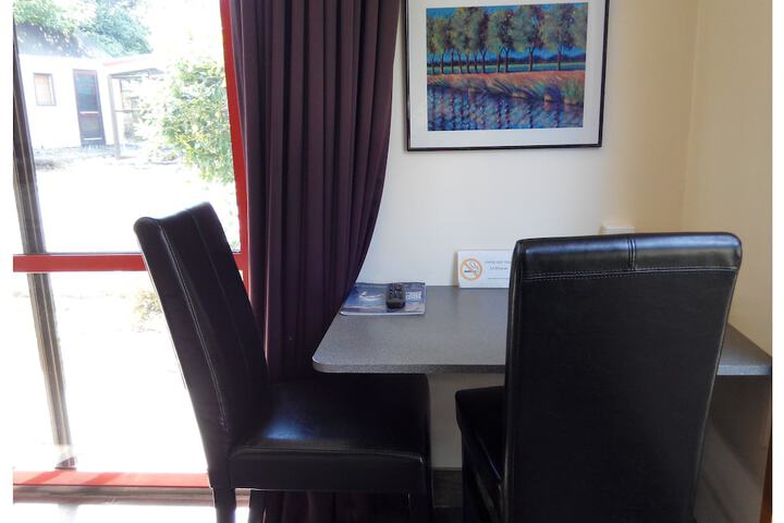 Room 9 of 25