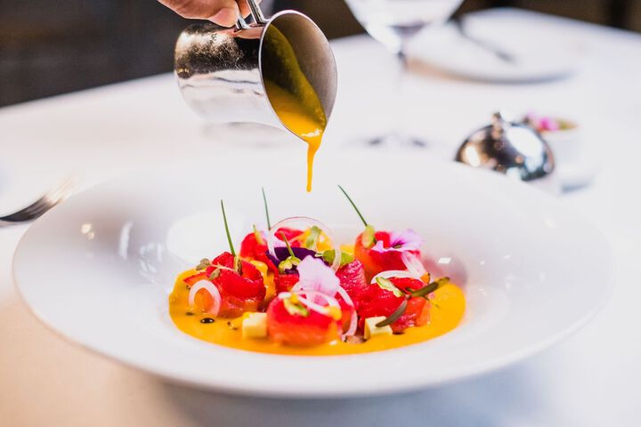 Dining 95 of 147
