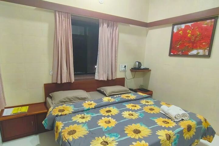 Room 13 of 39