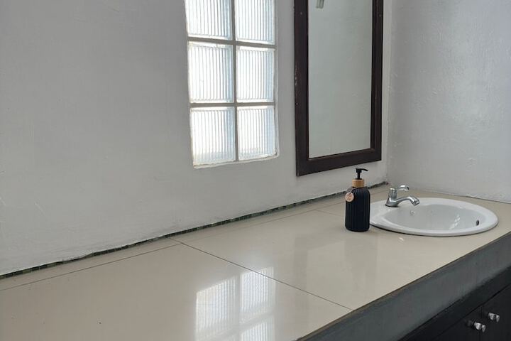 Room 20 of 37