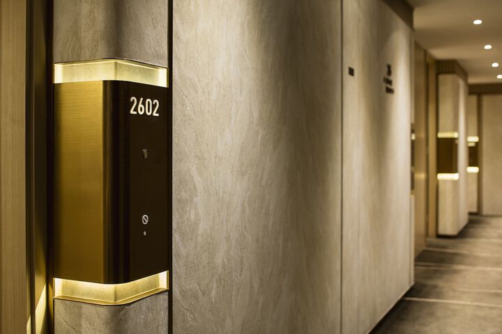 Ballroom/Hall 35 of 38