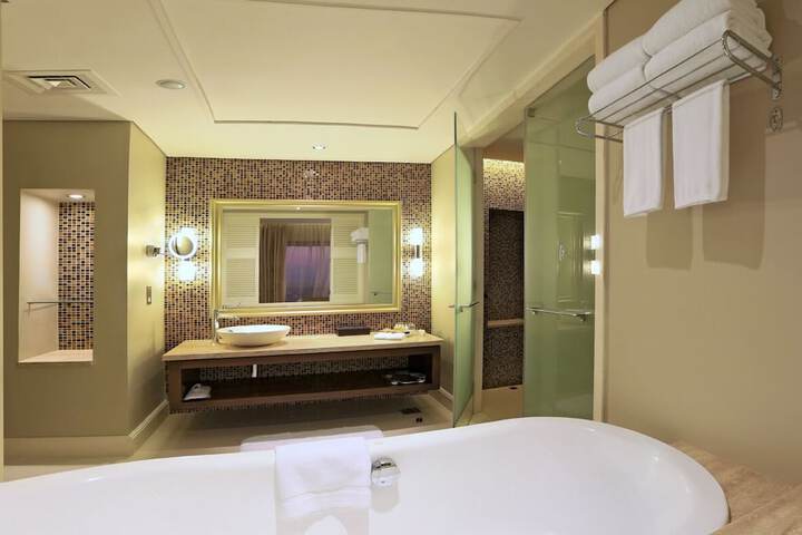 Room 37 of 56