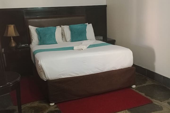 Room 3 of 15