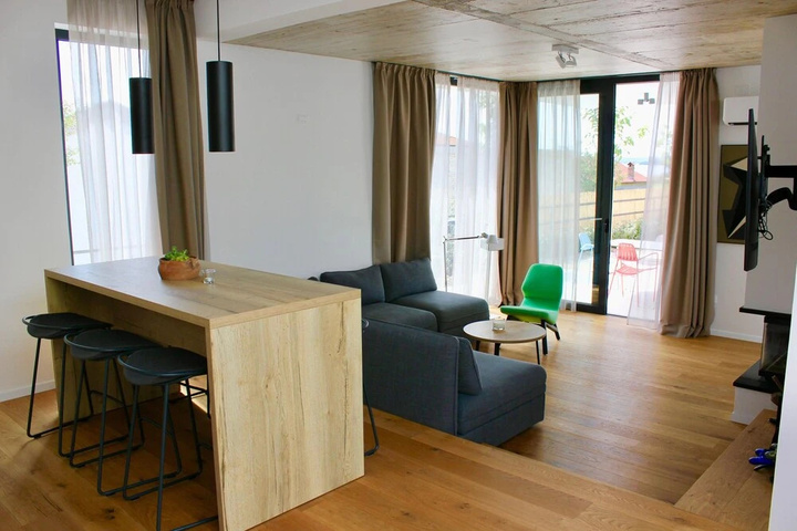 Room 3 of 14