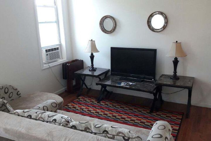 Room 5 of 15