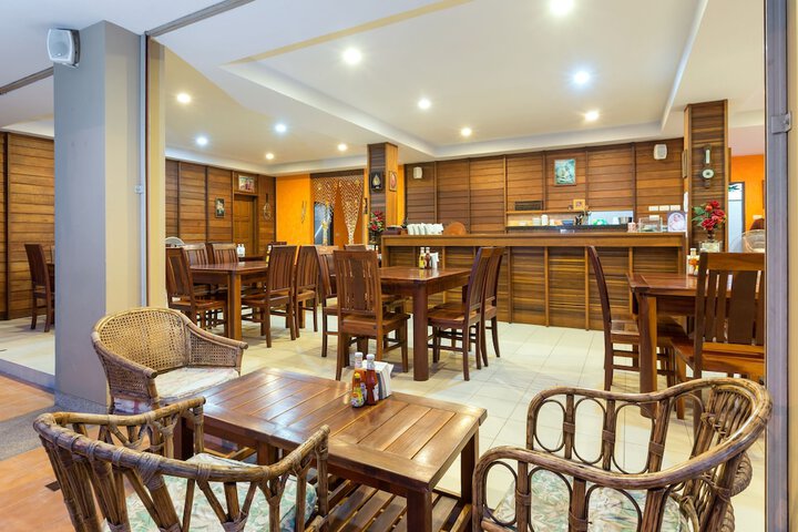 Dining Photos