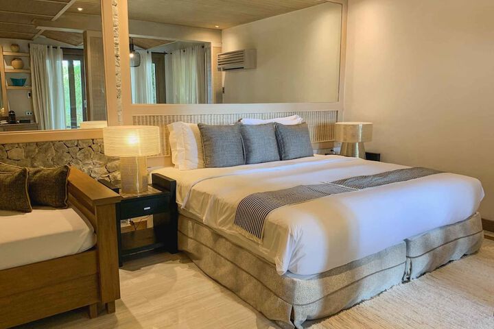 Room 25 of 110
