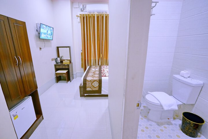 Room 7 of 41
