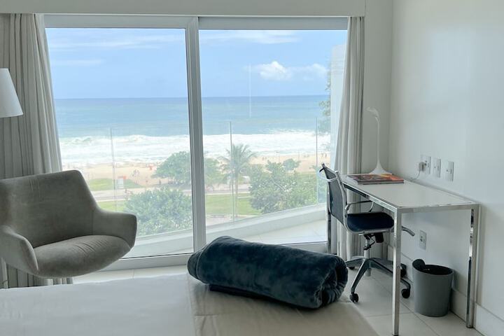 Room 18 of 79