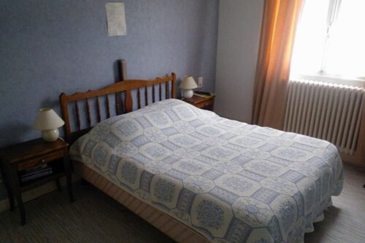 Room 10 of 62