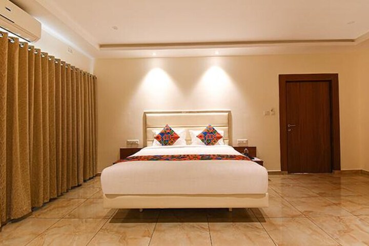 Room 19 of 41
