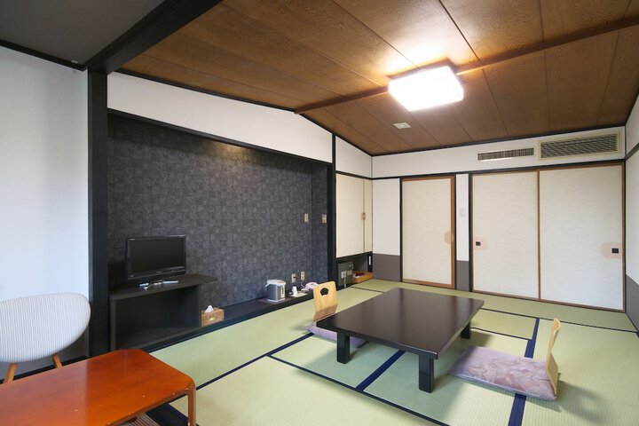 Room 8 of 57