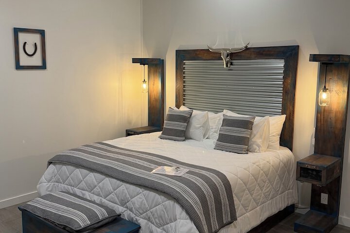 Room 16 of 31