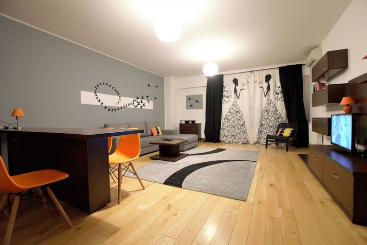 Room 112 of 206