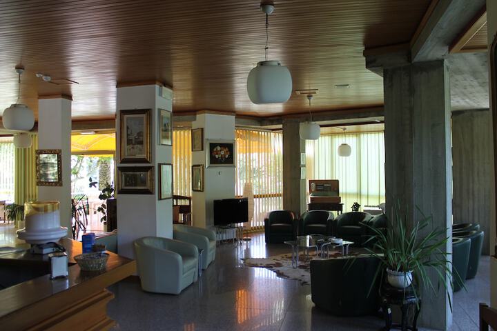 Hotel Interior 10 of 48