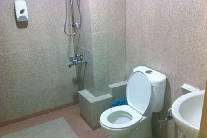 Room 2 of 26