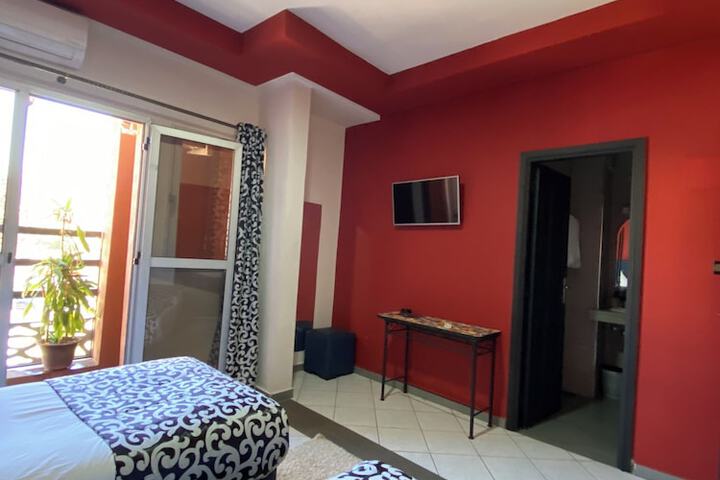 Room 7 of 14