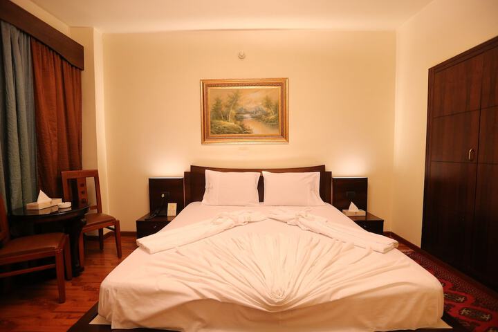 Room 9 of 60