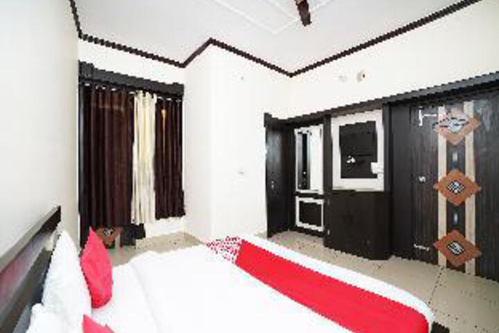 HOTEL KAMAL REGENCY BY OYO ROOMS