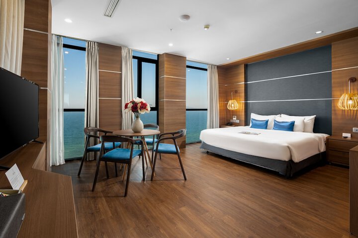 Room 67 of 203