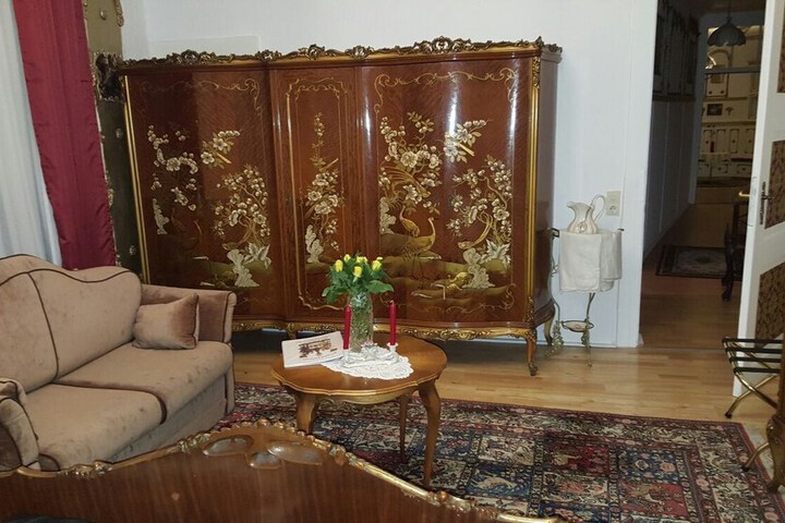 Room 12 of 40