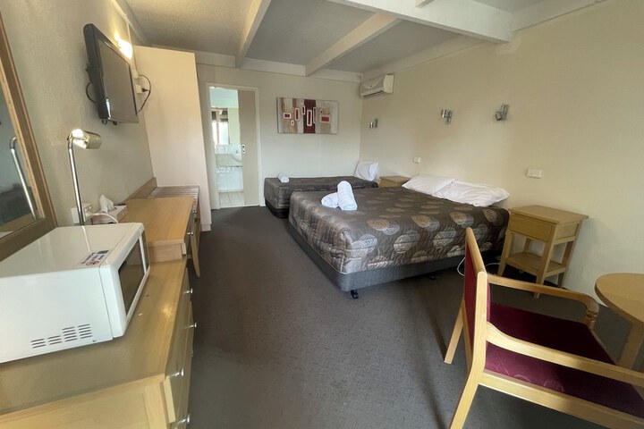 Room 20 of 42