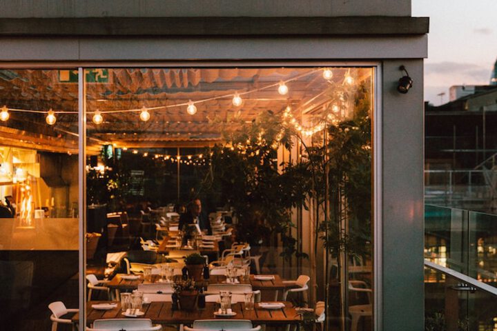 Dining 46 of 68