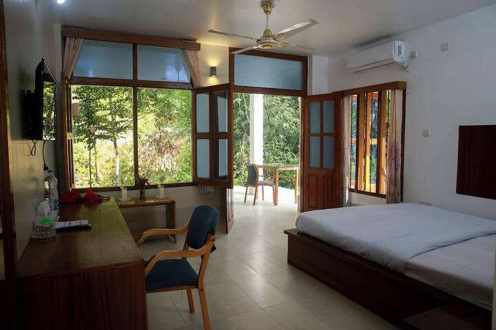 Room 15 of 43