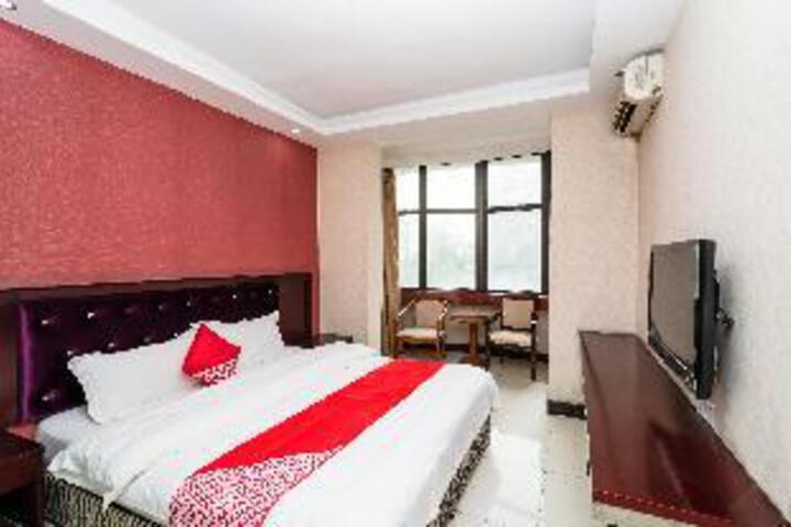 OYO Chengdu Shangyuan Hotel
