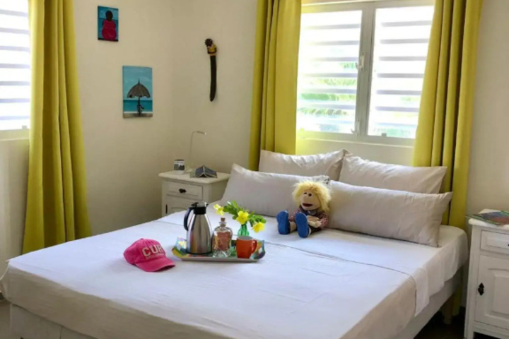 Room 2 of 19