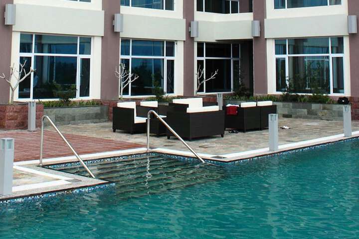 Pool 38 of 83