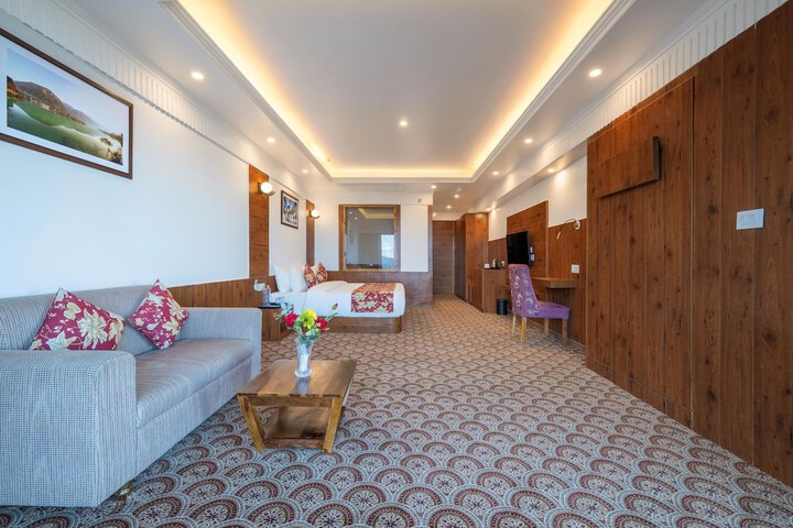 Room 14 of 51