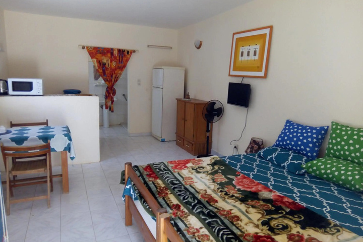 Room 3 of 18