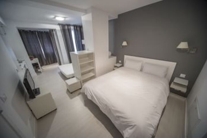 Room 18 of 88