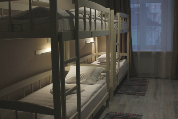Room 14 of 37