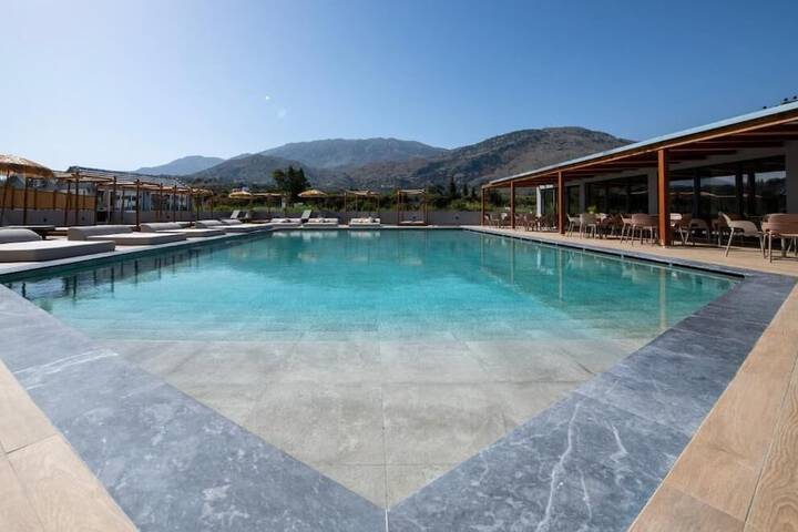 Pool 6 of 16