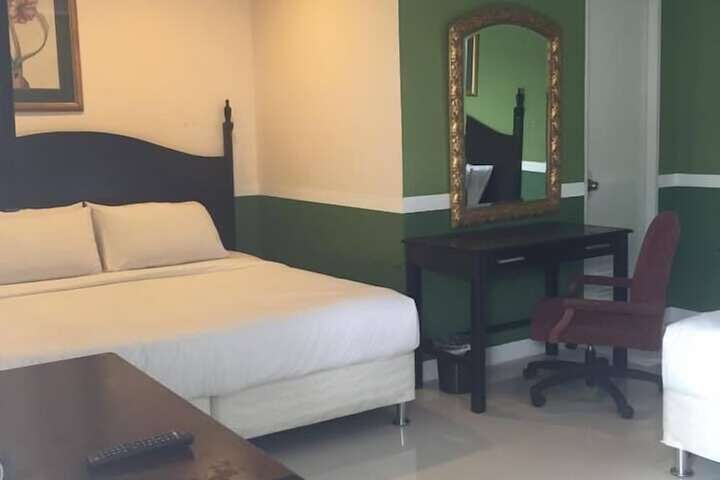 Room 13 of 43