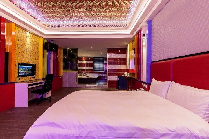 Room 49 of 216