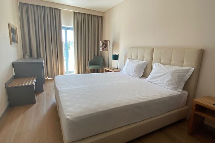 Room 5 of 22
