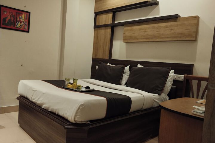 Room 20 of 38