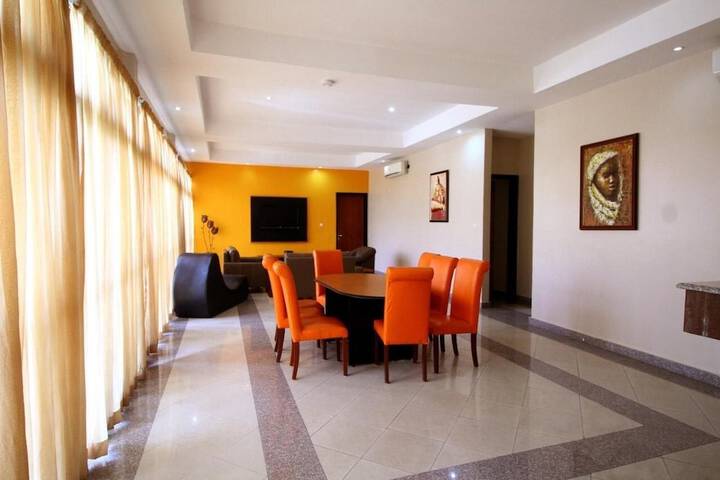 Room 35 of 110