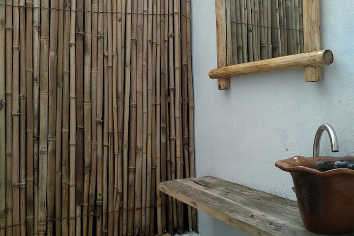 Room 20 of 34