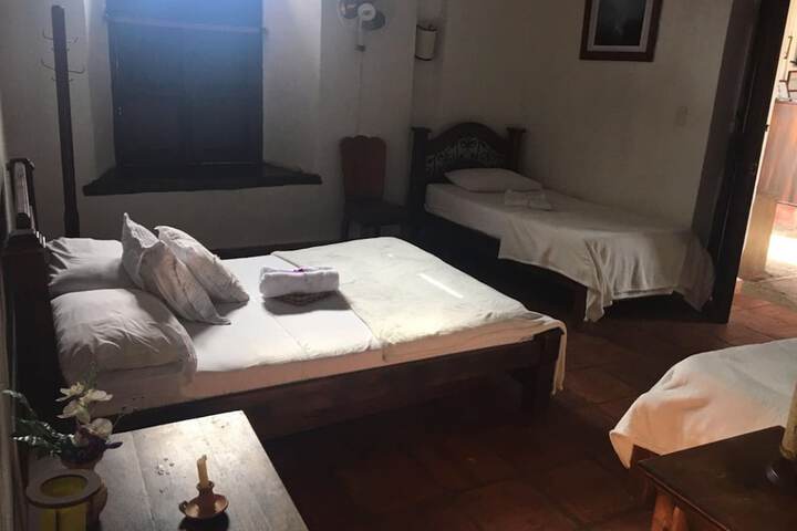 Room 2 of 66
