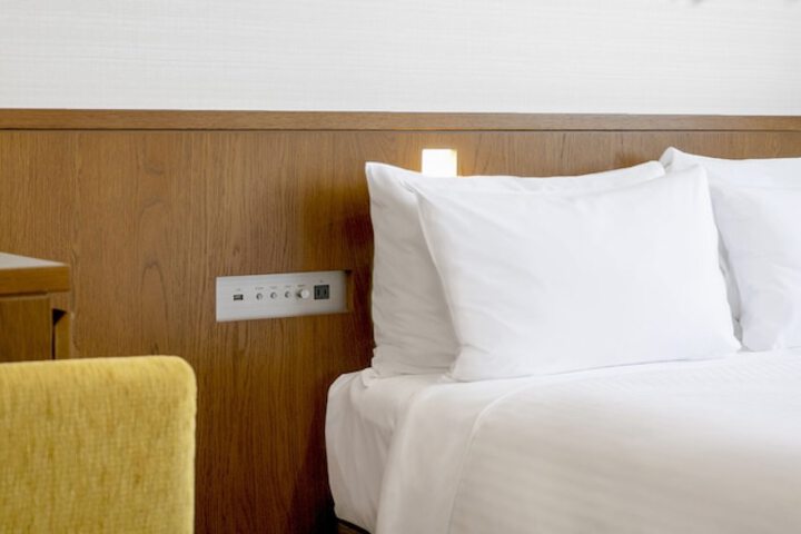Room 21 of 104