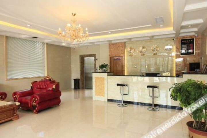 Hotel Interior 10 of 16